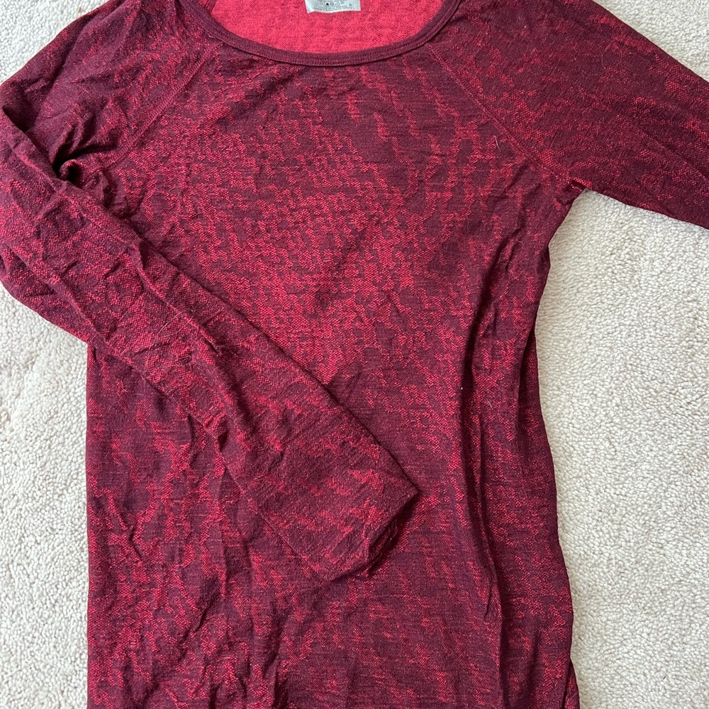 Athleta red long sleeve soft shirt